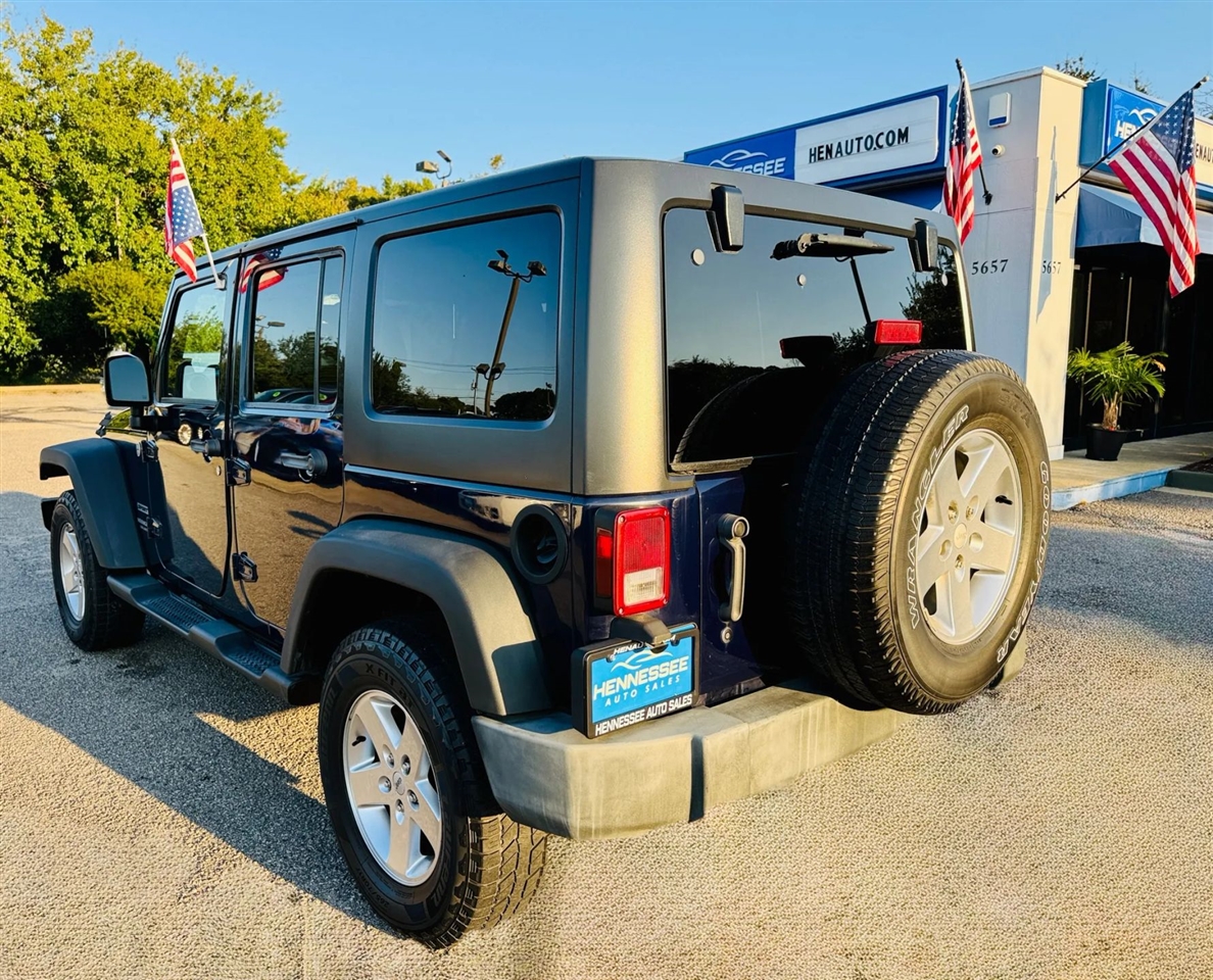 Jeep Wrangler Unlimited Sport 4WD 2013