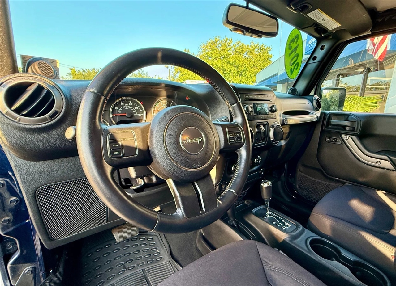 Jeep Wrangler Unlimited Sport 4WD 2013