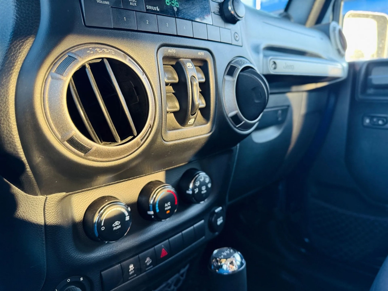 Jeep Wrangler Unlimited Sport 4WD 2013