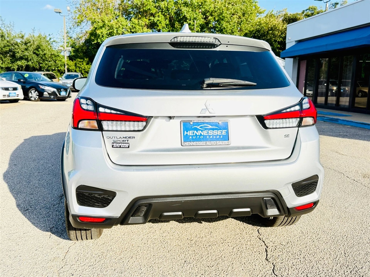 2020 Mitsubishi Outlander Sport SE photo 3