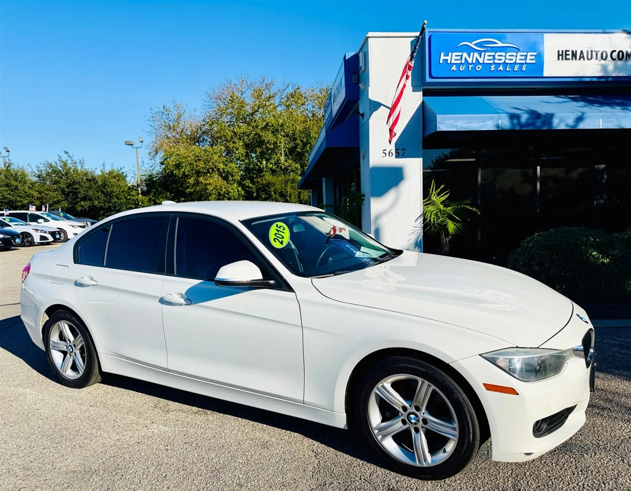 2015 BMW 3-Series 320i Sedan