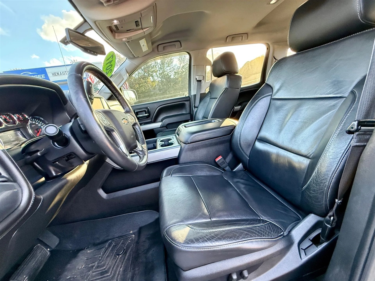 2014 Chevrolet Silverado 1500 photo 2