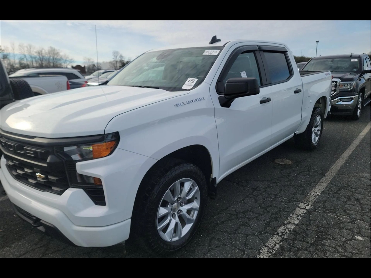 2022 Chevrolet Silverado 1500 Custom Crew Cab 4WD