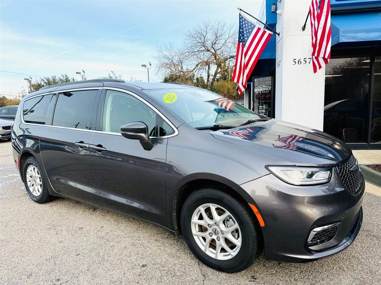 2022 Chrysler Pacifica Touring L FWD