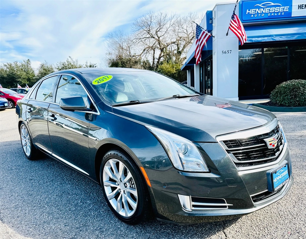 2017 Cadillac XTS 4dr Sdn Luxury FWD