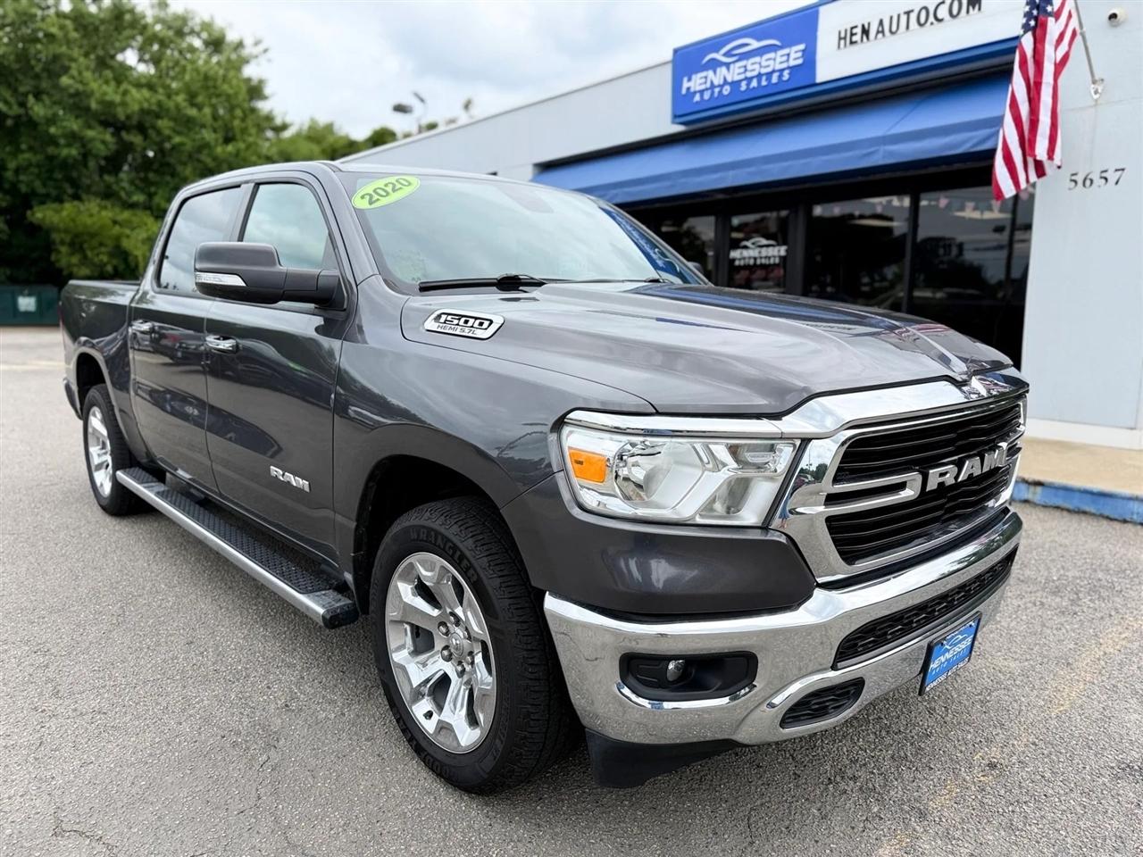 2020 RAM 1500 Big Horn/Lone Star 4x4 Crew Cab 5'7's photo