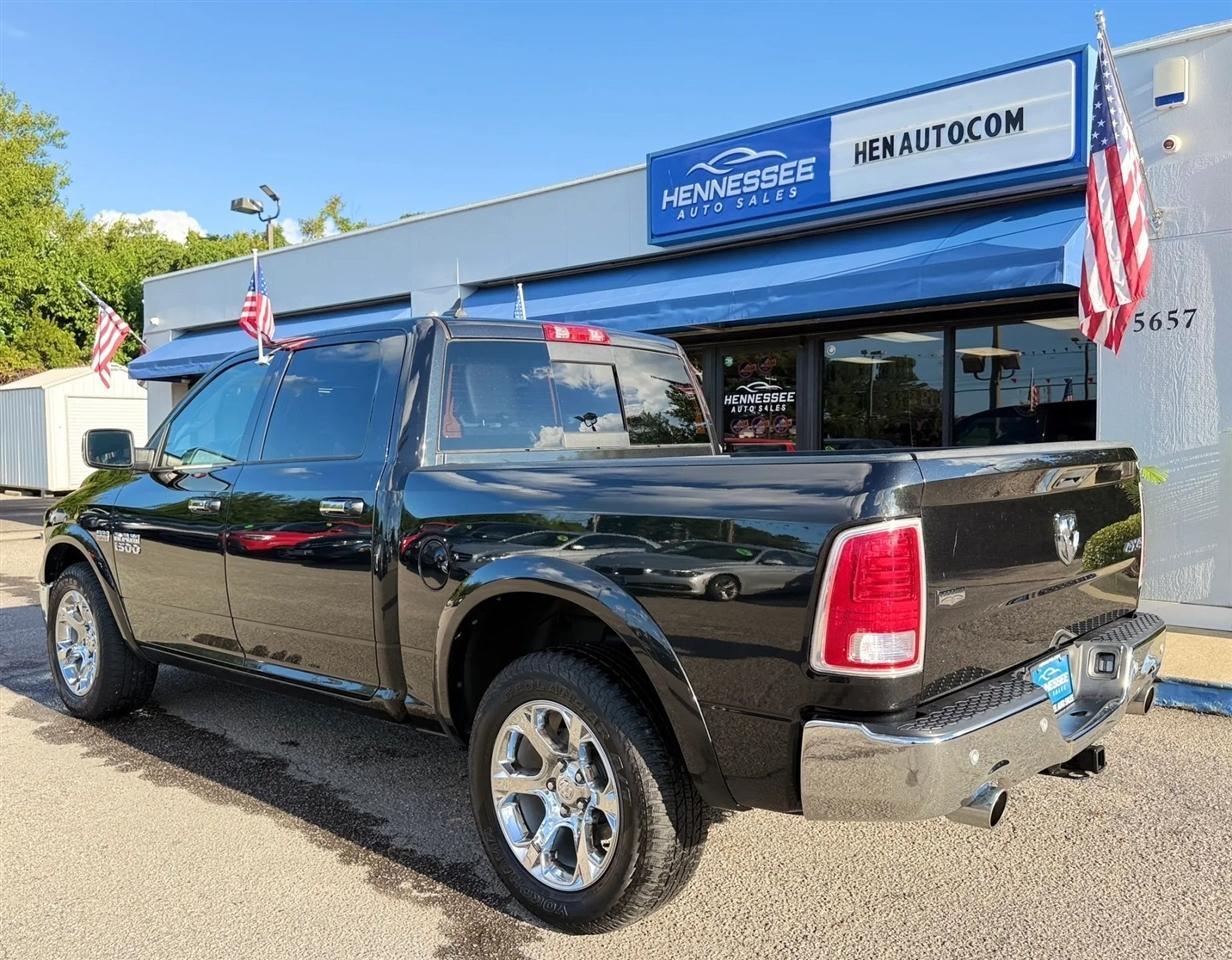 RAM 1500 Laramie 4x4 Crew Cab 5'7" Box 2017