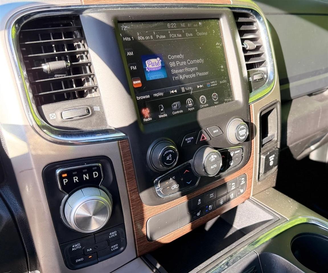 RAM 1500 Laramie 4x4 Crew Cab 5'7" Box 2017