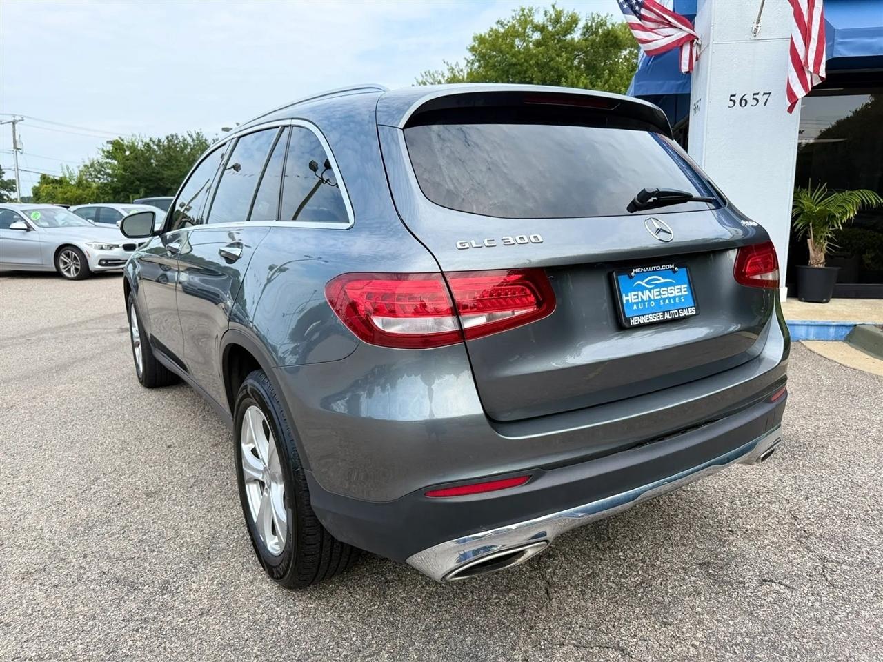 Mercedes-Benz GLC 4MATIC 4dr GLC 300 2016