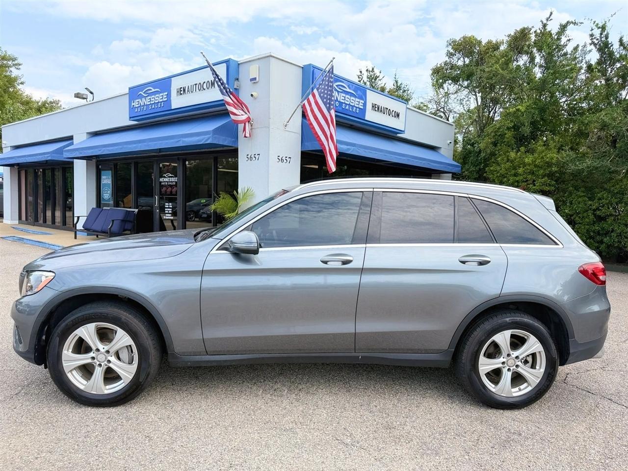 Mercedes-Benz GLC 4MATIC 4dr GLC 300 2016