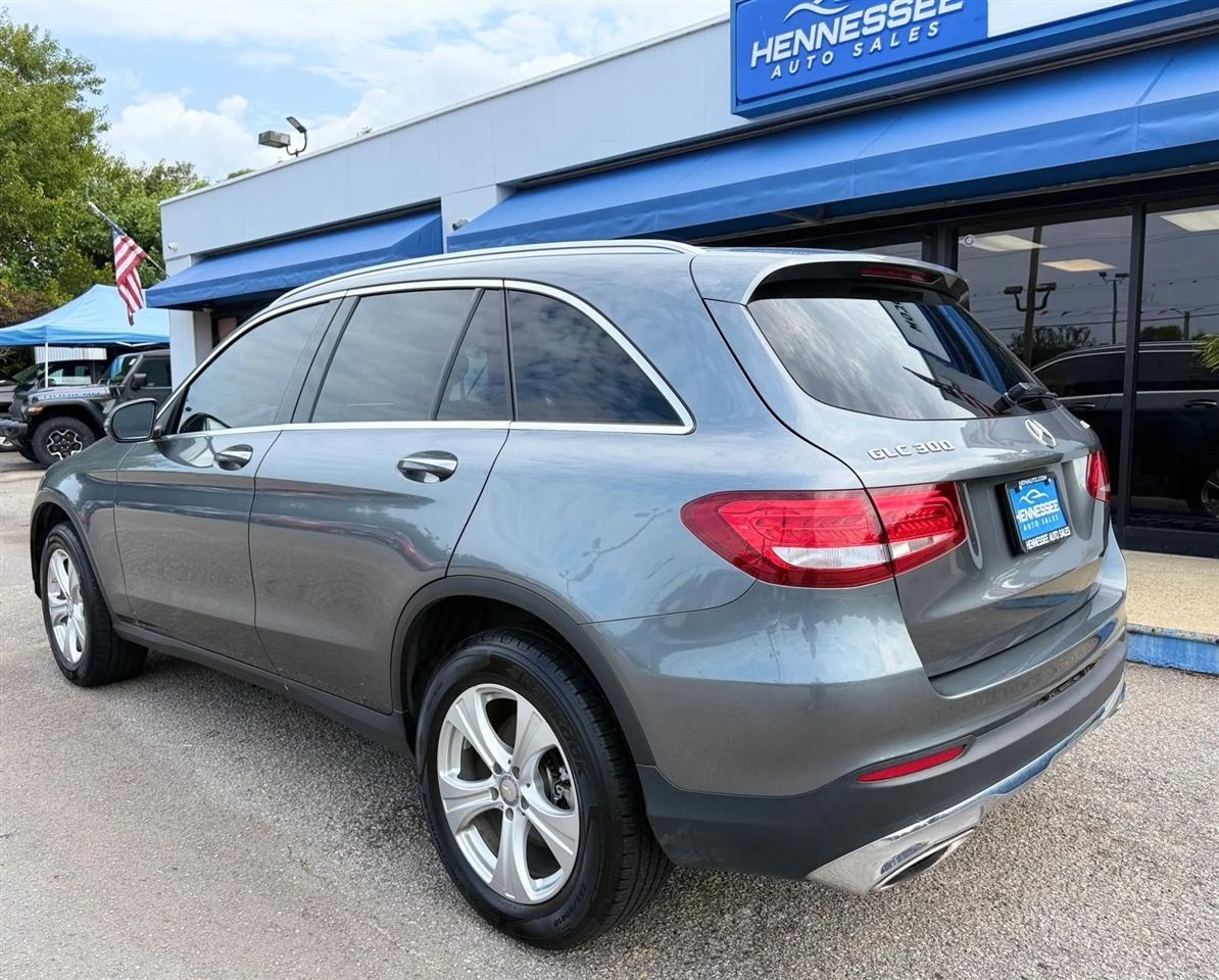 Mercedes-Benz GLC 4MATIC 4dr GLC 300 2016