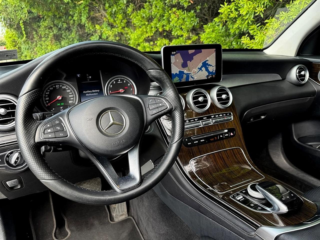 Mercedes-Benz GLC 4MATIC 4dr GLC 300 2016