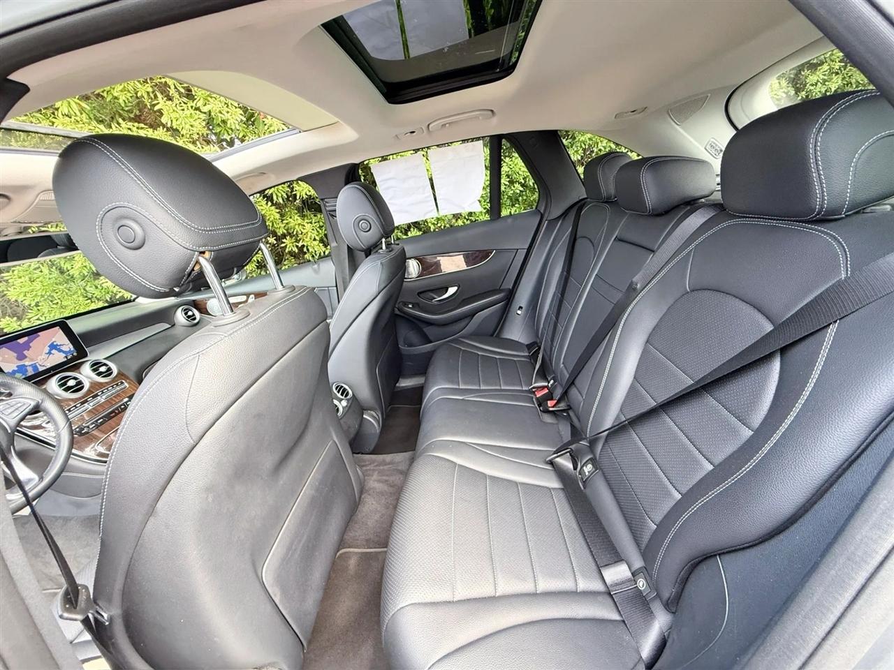 Mercedes-Benz GLC 4MATIC 4dr GLC 300 2016