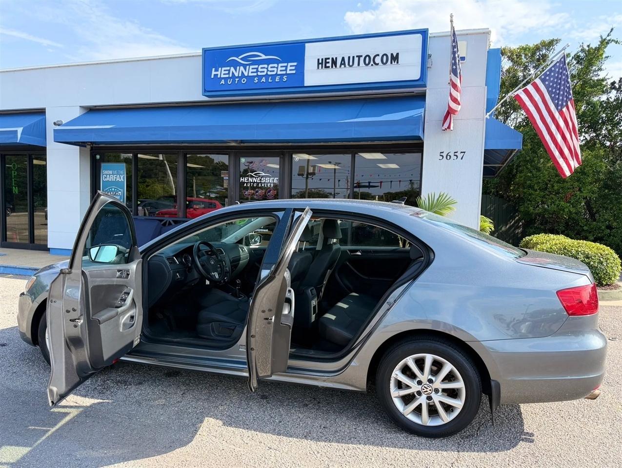 Volkswagen Jetta Sedan 4dr Manual SE PZEV 2012