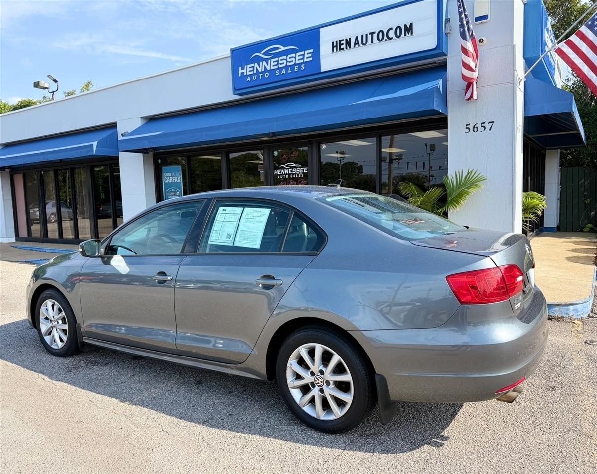 Volkswagen Jetta Sedan 4dr Manual SE PZEV 2012