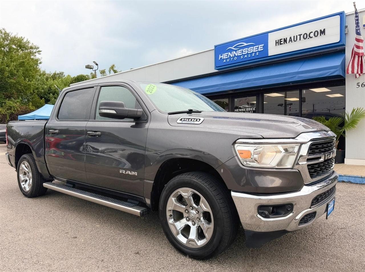 RAM 1500 Big Horn 4x4 Crew Cab 5'7" Box 2022