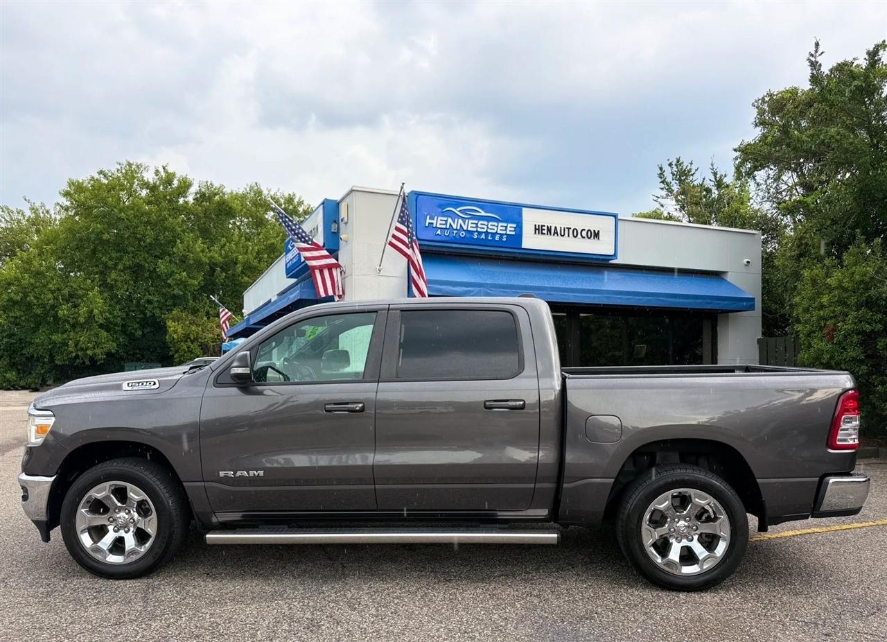 RAM 1500 Big Horn 4x4 Crew Cab 5'7" Box 2022