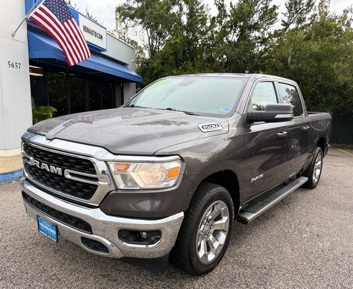 RAM 1500 Big Horn 4x4 Crew Cab 5'7" Box 2022