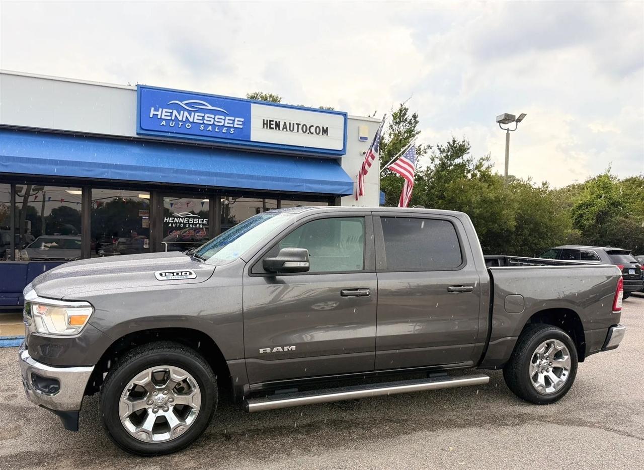 RAM 1500 Big Horn 4x4 Crew Cab 5'7" Box 2022