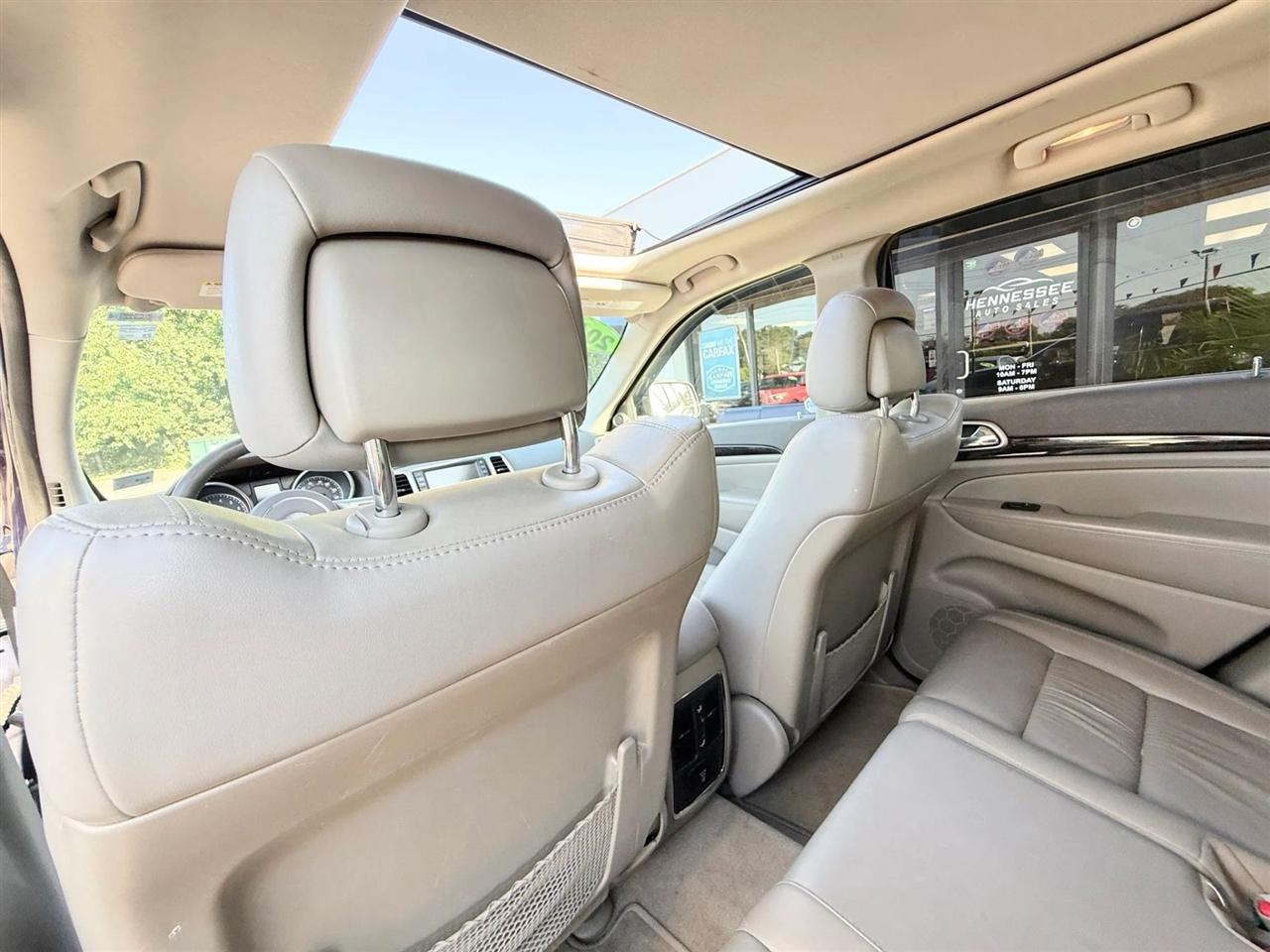 Jeep Grand Cherokee RWD 4dr Laredo 2013
