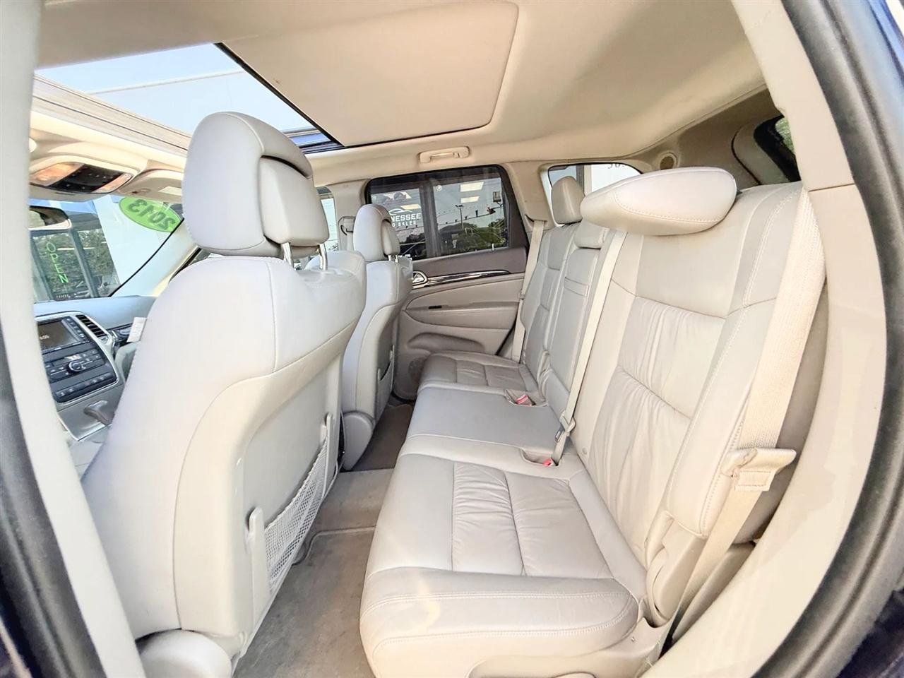 Jeep Grand Cherokee RWD 4dr Laredo 2013
