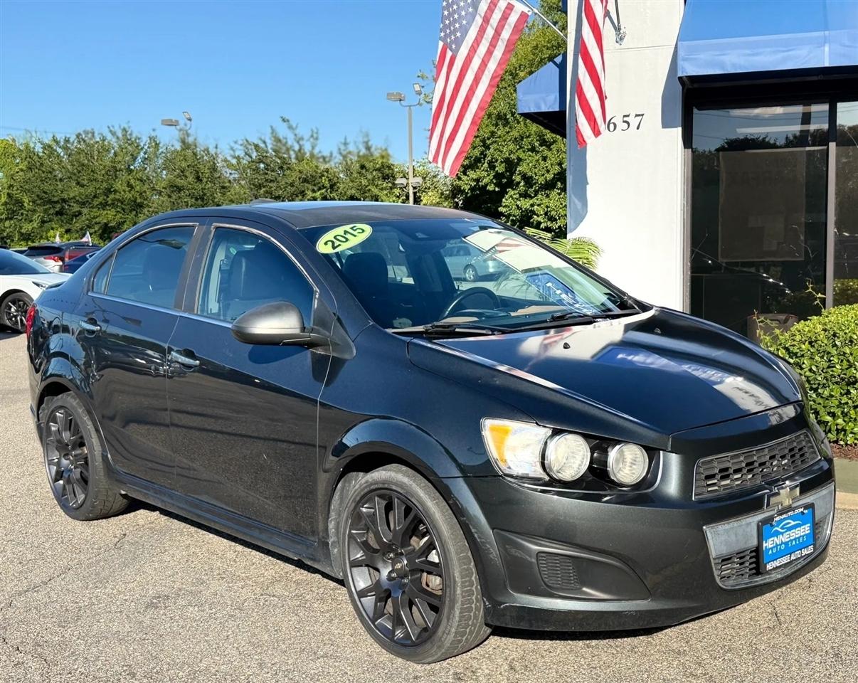 2015 Chevrolet Sonic 4dr Sdn Auto LTZ