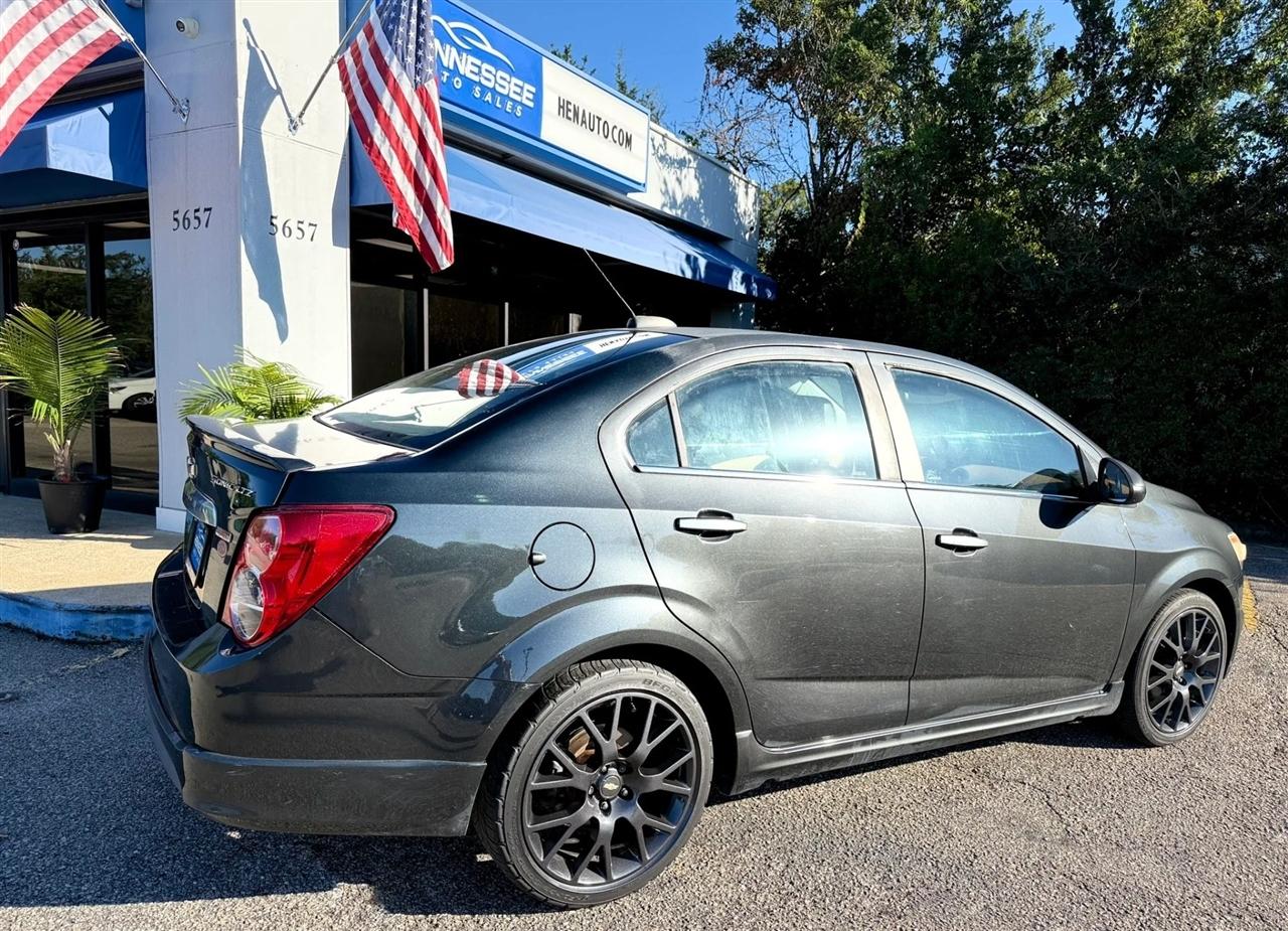 Chevrolet Sonic 4dr Sdn Auto LTZ 2015