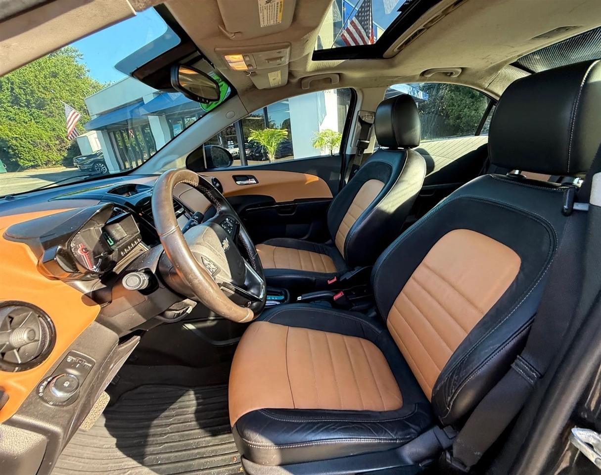 Chevrolet Sonic 4dr Sdn Auto LTZ 2015