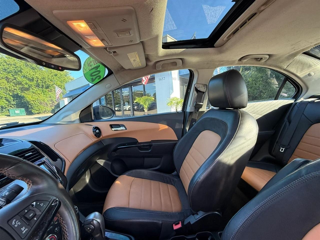 Chevrolet Sonic 4dr Sdn Auto LTZ 2015
