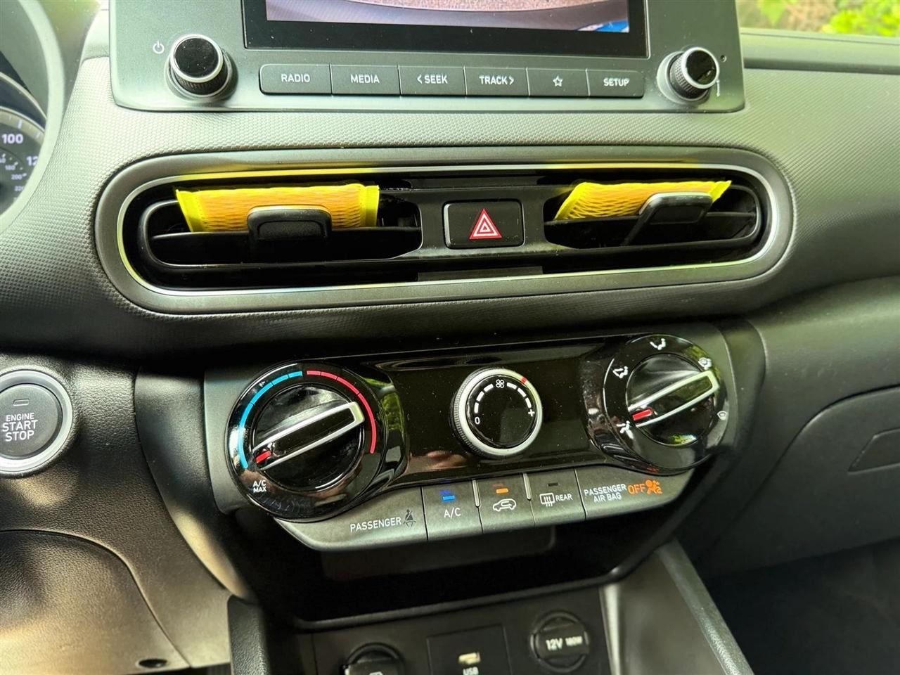 Hyundai Kona SEL Auto AWD 2023