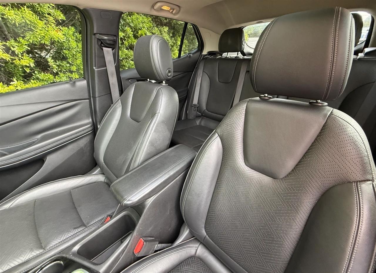 Buick Encore GX FWD 4dr Essence 2021
