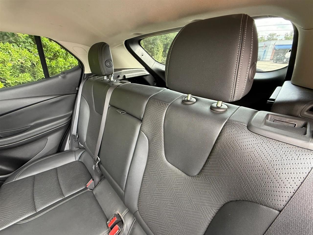 Buick Encore GX FWD 4dr Essence 2021