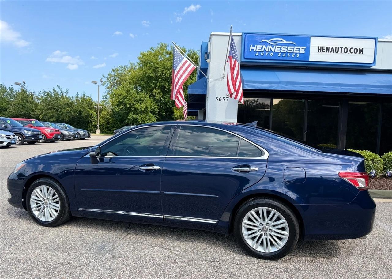Lexus ES 350 4dr Sdn 2012