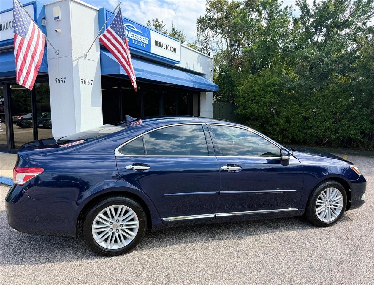 Lexus ES 350 4dr Sdn 2012