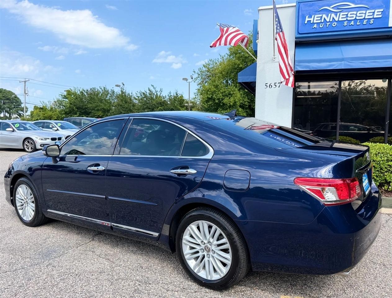 Lexus ES 350 4dr Sdn 2012