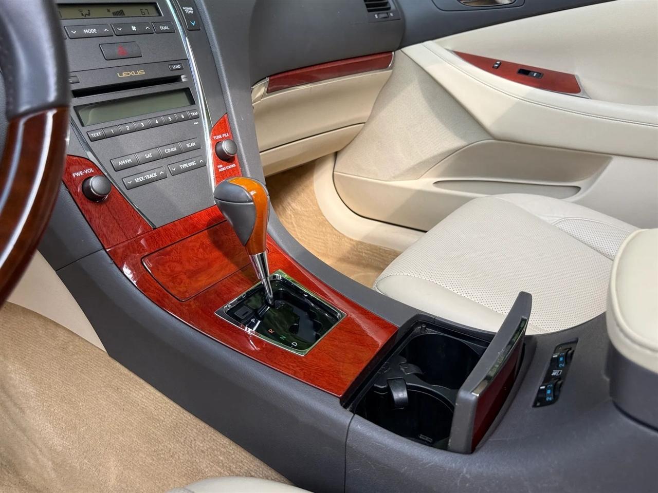 Lexus ES 350 4dr Sdn 2012