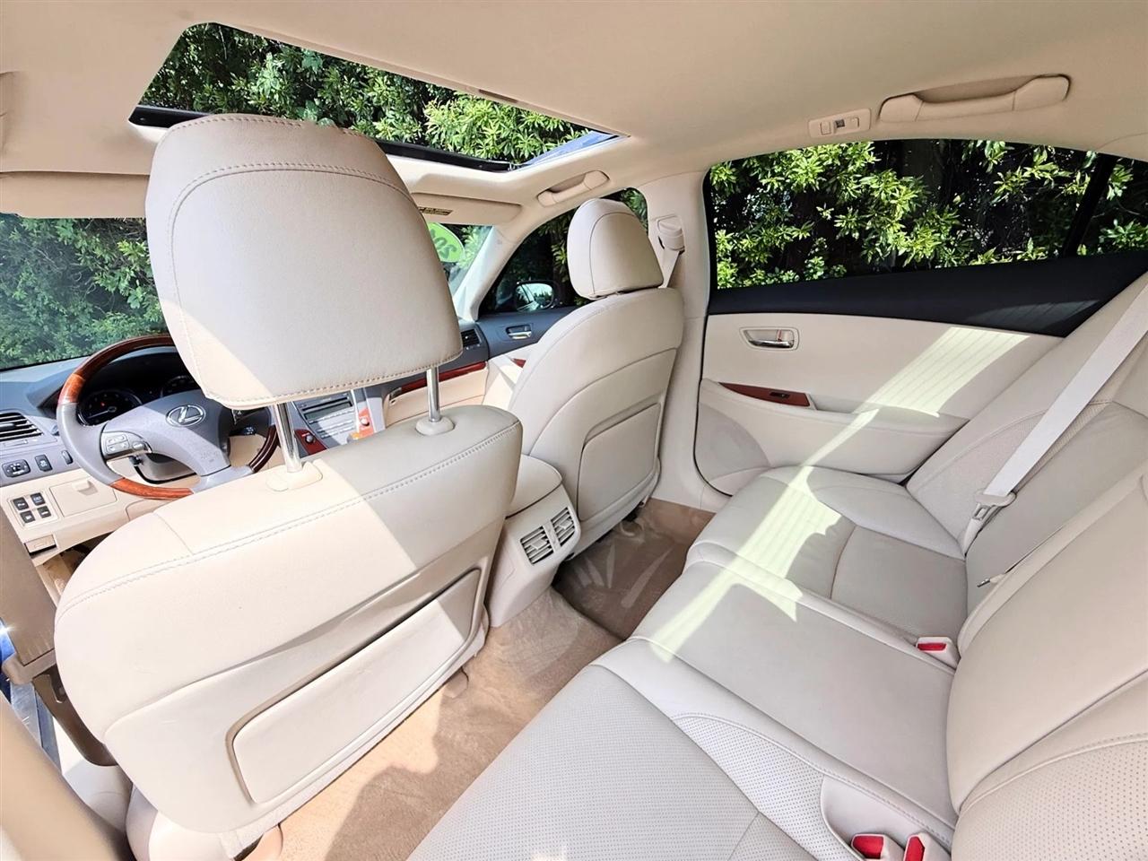 Lexus ES 350 4dr Sdn 2012