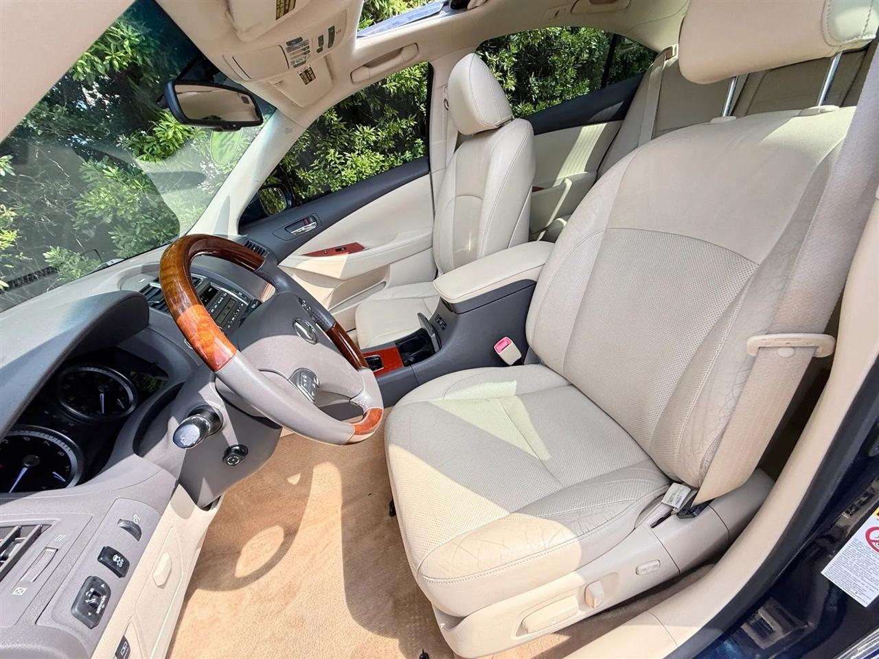 Lexus ES 350 4dr Sdn 2012