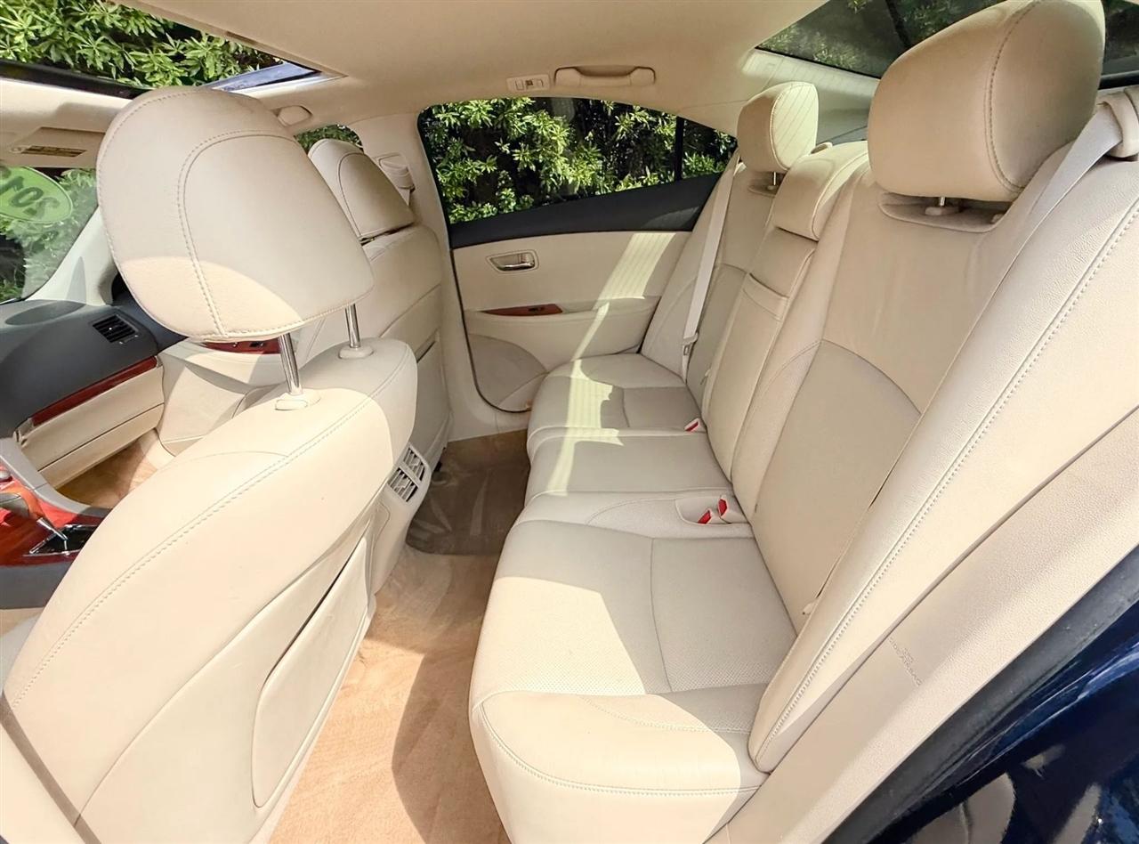 Lexus ES 350 4dr Sdn 2012
