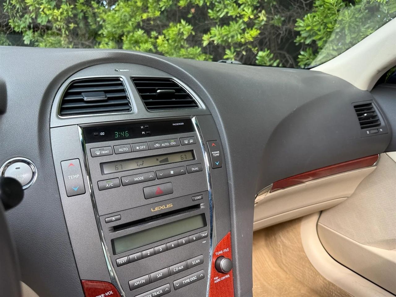 Lexus ES 350 4dr Sdn 2012