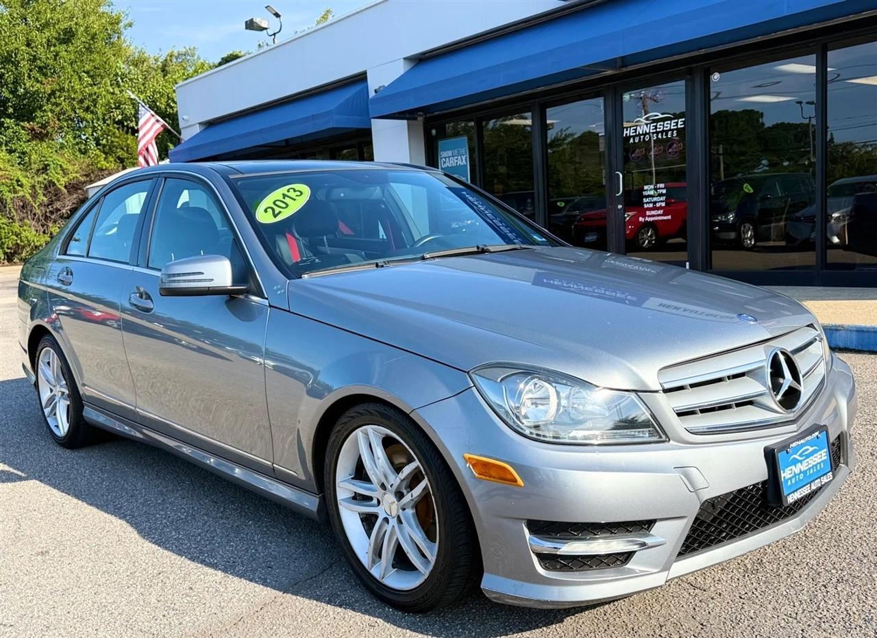 Mercedes-Benz C-Class 4dr Sdn C 300 Sport 4MATIC 2013