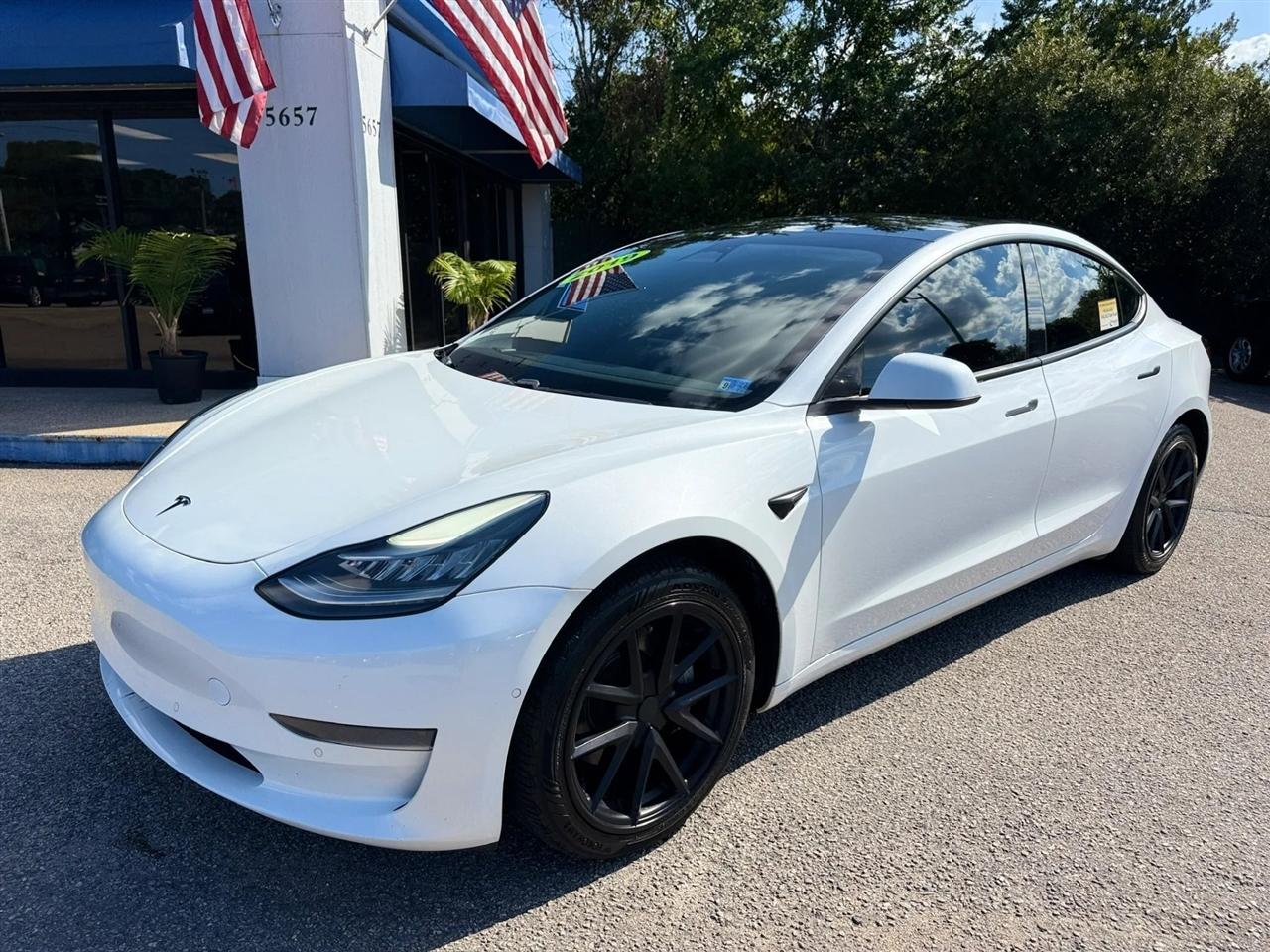 Tesla Model 3 Mid Range RWD *Ltd Avail* 2019
