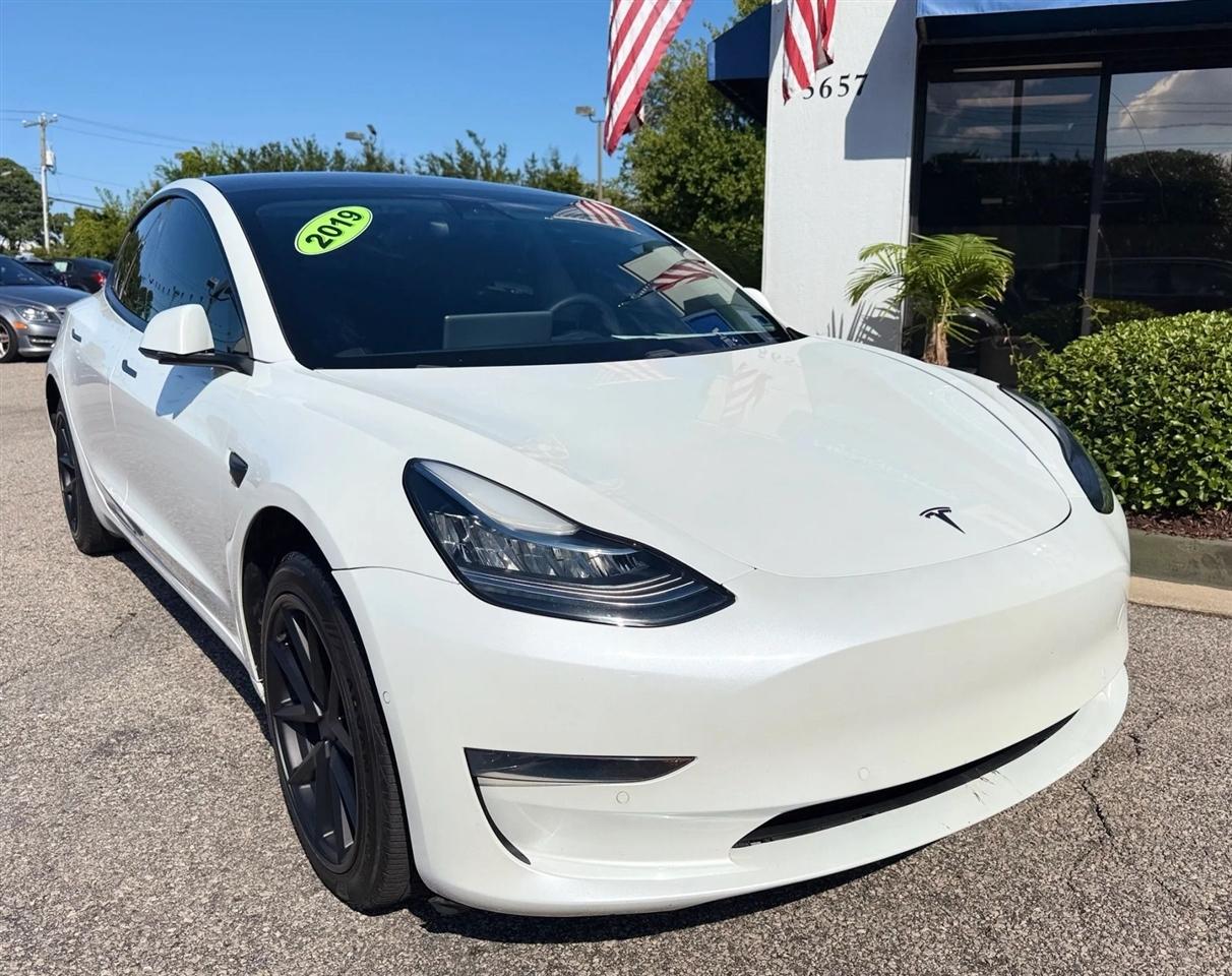 Tesla Model 3 Mid Range RWD *Ltd Avail* 2019
