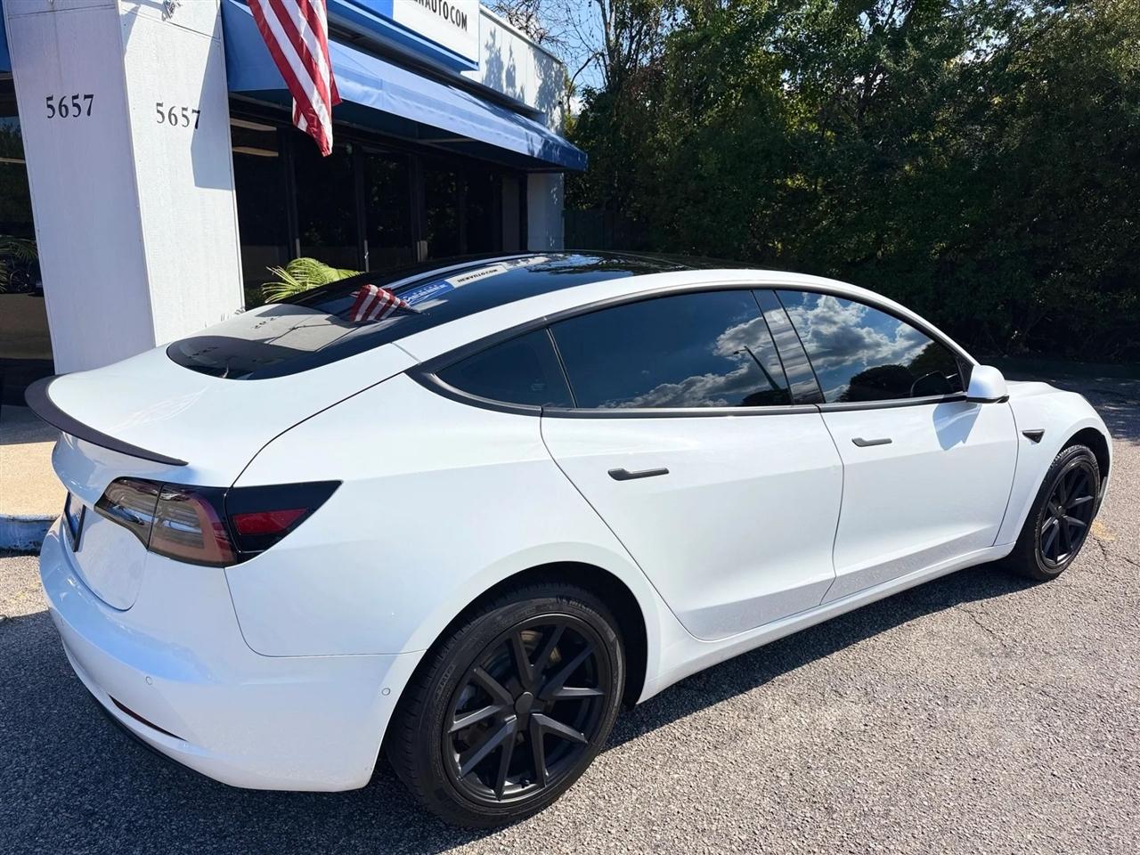 Tesla Model 3 Mid Range RWD *Ltd Avail* 2019