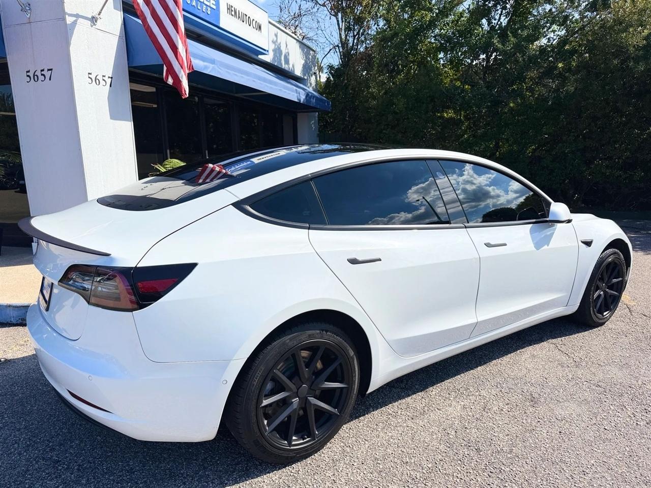 Tesla Model 3 Mid Range RWD *Ltd Avail* 2019