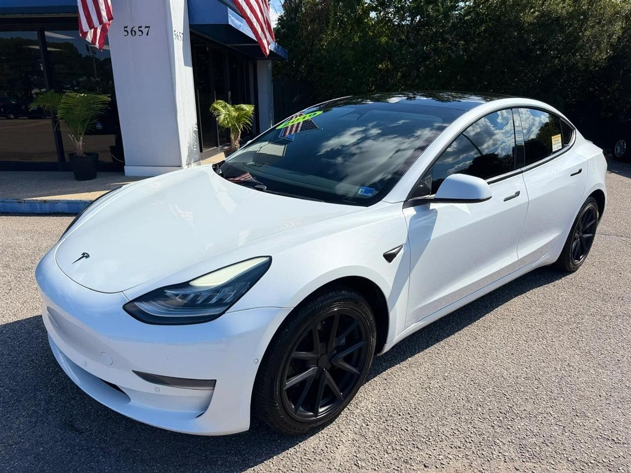 Tesla Model 3 Mid Range RWD *Ltd Avail* 2019