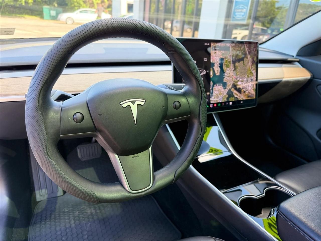 Tesla Model 3 Mid Range RWD *Ltd Avail* 2019