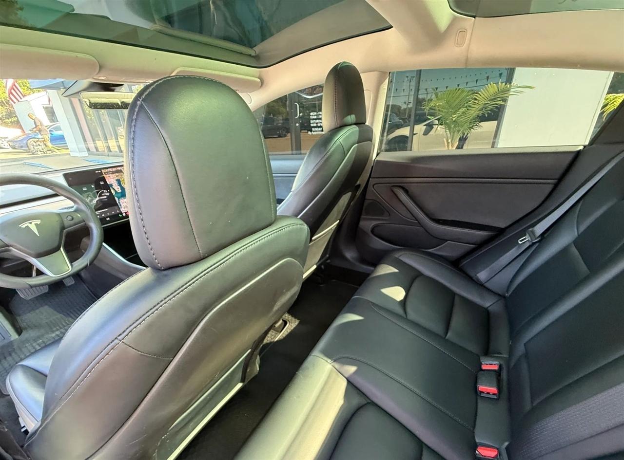 Tesla Model 3 Mid Range RWD *Ltd Avail* 2019