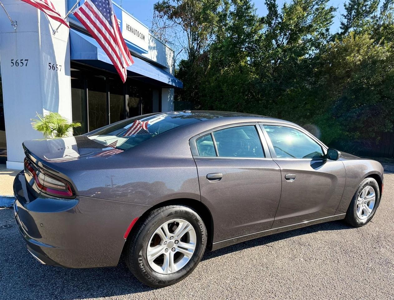 Dodge Charger SXT RWD 2020