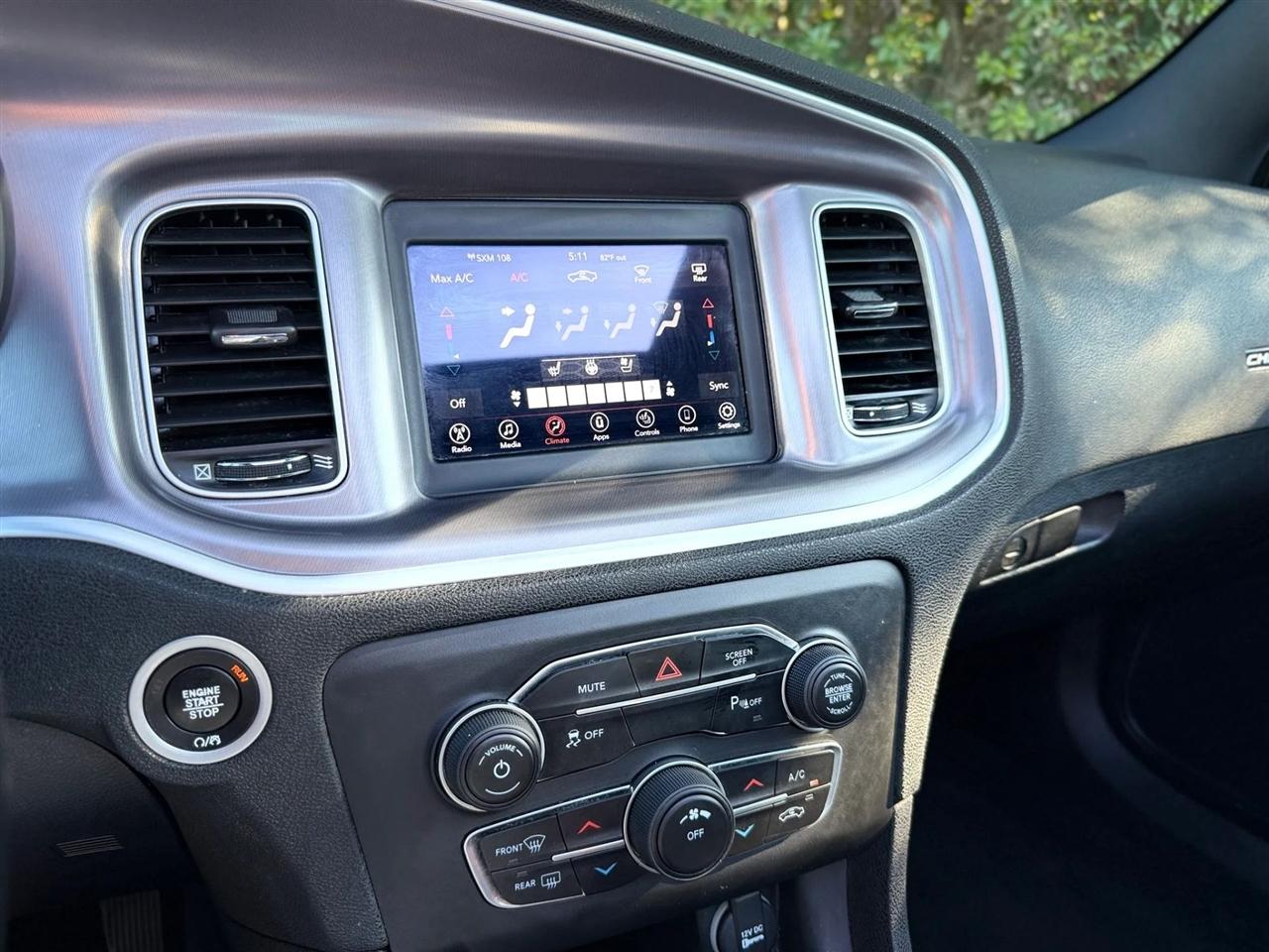 Dodge Charger SXT RWD 2020